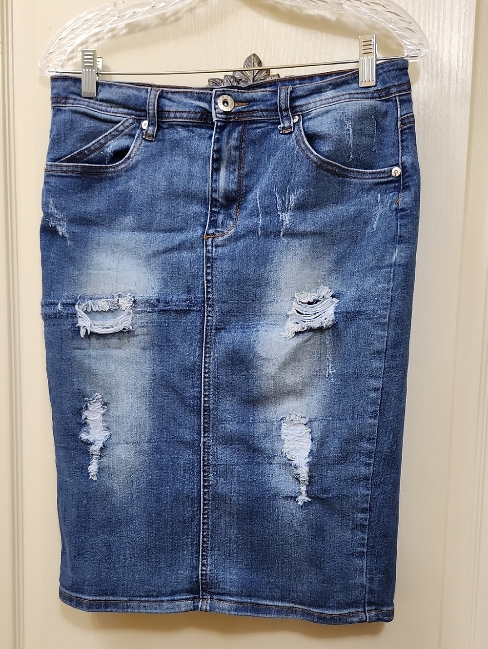 JC & JQ DISTRESSED BLUE DENIM PENCIL SKIRT